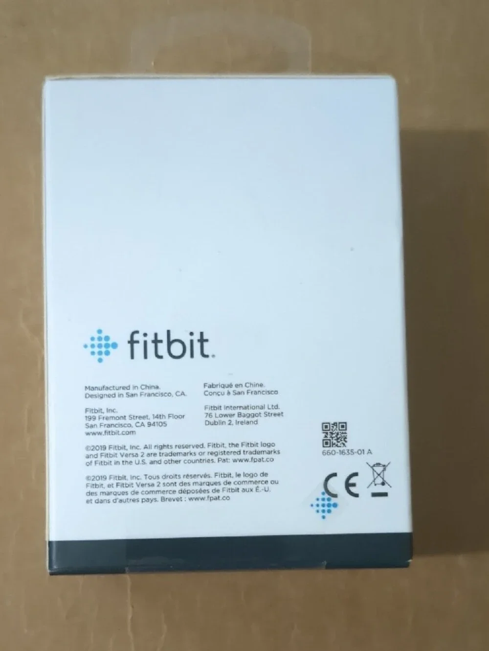 fitbit Versa 2 Charging Cable - White Box with Black Cable Graphic